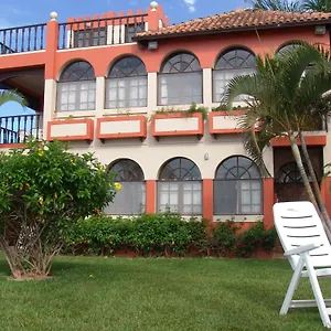 Apartahotel La Alhambra